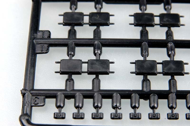 Trumpeter 02033 US T158 track for M1A1/M1A1HA/M1A2 (1/35) – image 3