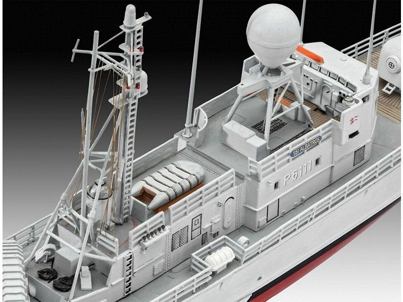 Revell 05148 Fast Attack Craft Albatros class 143 1/144 – image 4