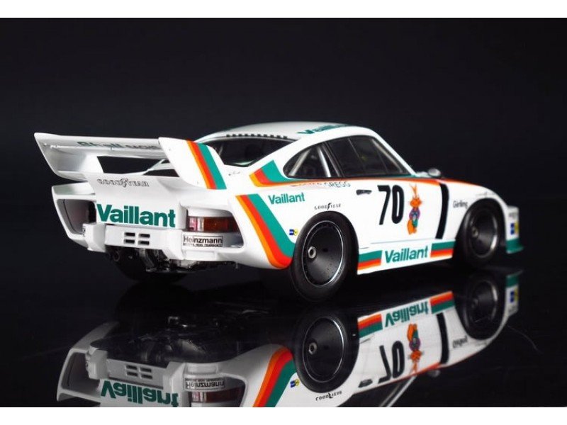 Beemax 24015 Porsche 935K2 1977 DRM Version 1/24 – Bild 3