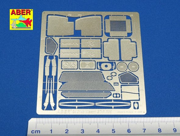 Aber 24014 Nissan GT-R R35 (TAM,FJM) 1/24 – image 2