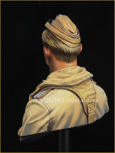 Young Miniatures YM1846 LUFTWAFFE PILOT North Africa WWII 1/10 – zdjęcie 6