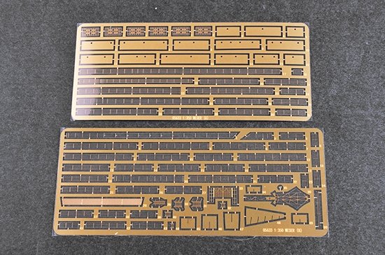 Trumpeter 05633 Aircraft Carrier Weser 1/350 – image 13