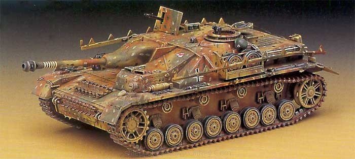 Academy 13235 Sturmgeschutz IV 1/35 – imagen 2