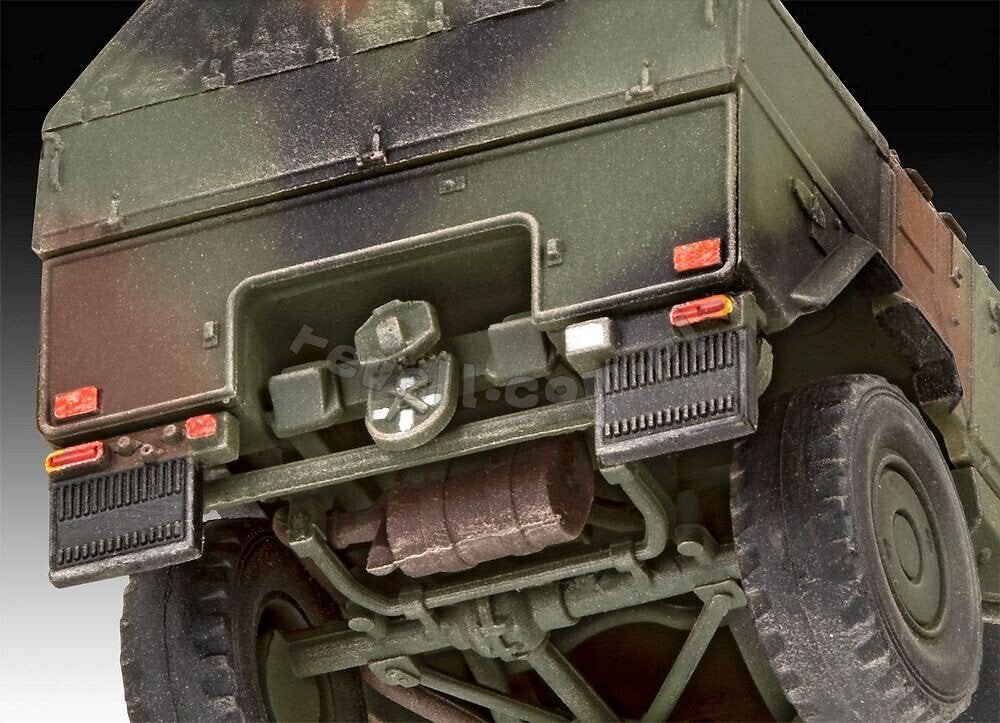 Revell 03345 ATF Dingo 1 1/72 – image 6