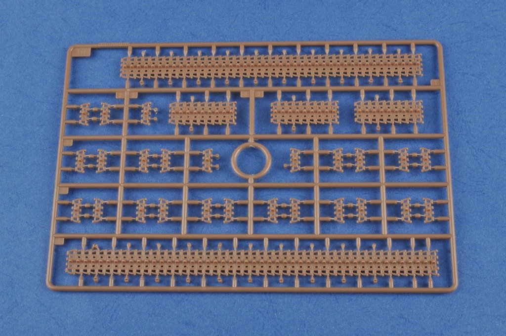Hobby Boss 83843 Soviet T-35 Heavy Tank 1938/1939 1/35 – zdjęcie 4