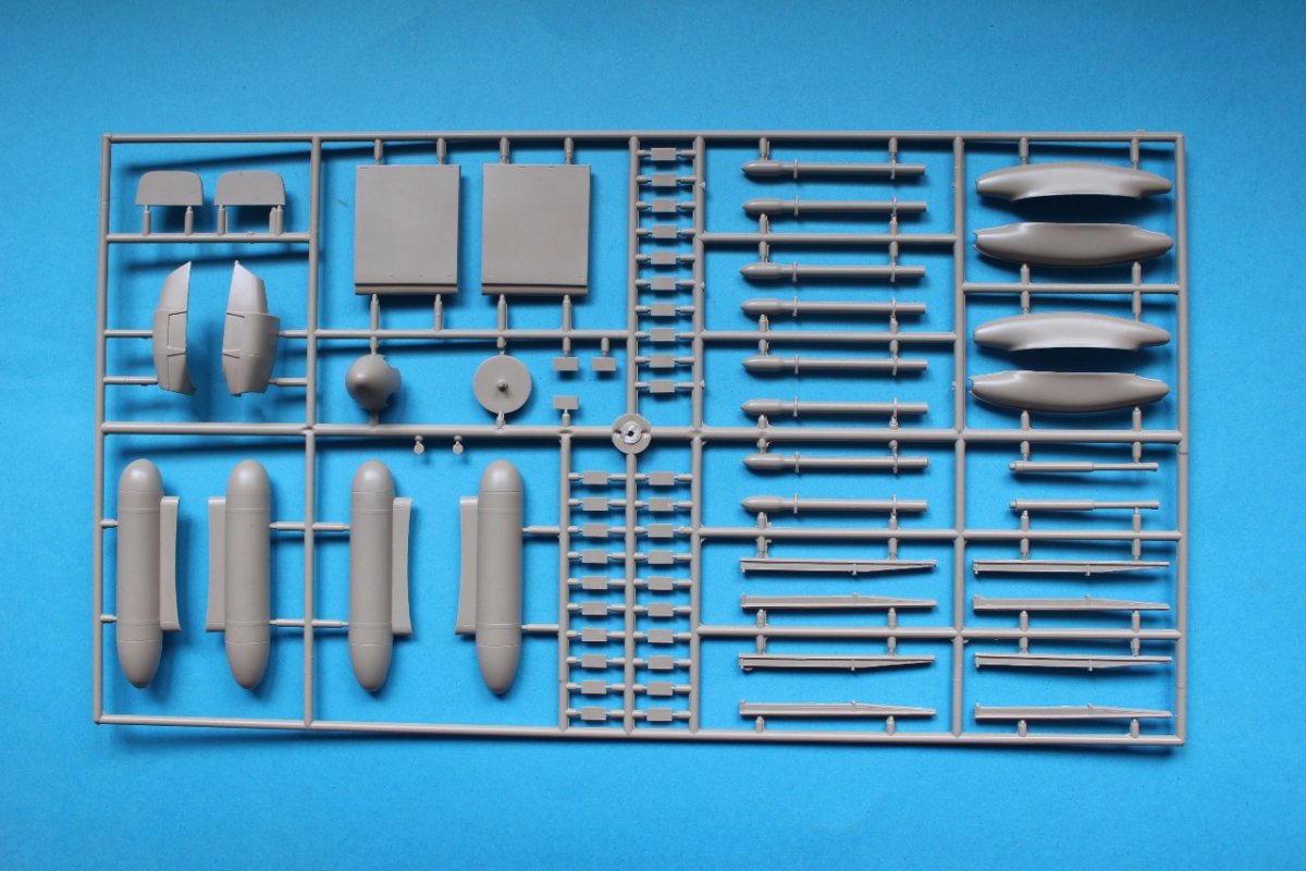 Fly 32015 Hawker Hurricane Mk.IId 1/32 – image 6