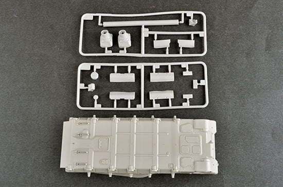 Trumpeter 09588 Russian T-80BVM MBT(Marine Corps) 1/35 – image 4