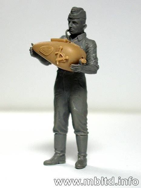 Master Box 3560 German motocycle repair team 1/35 – zdjęcie 4
