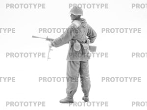 ICM 16013 WW2 Assault engineer-sapper 1/16 – image 5