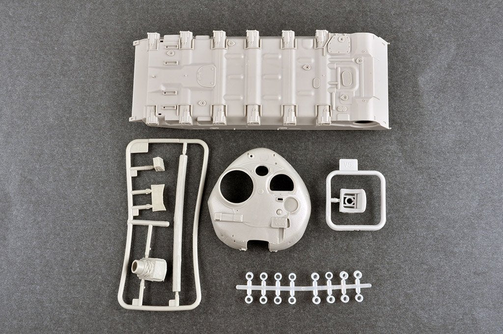 Trumpeter 09601 Soviet Obj.172 T-72 Ural 1/35 – Bild 5
