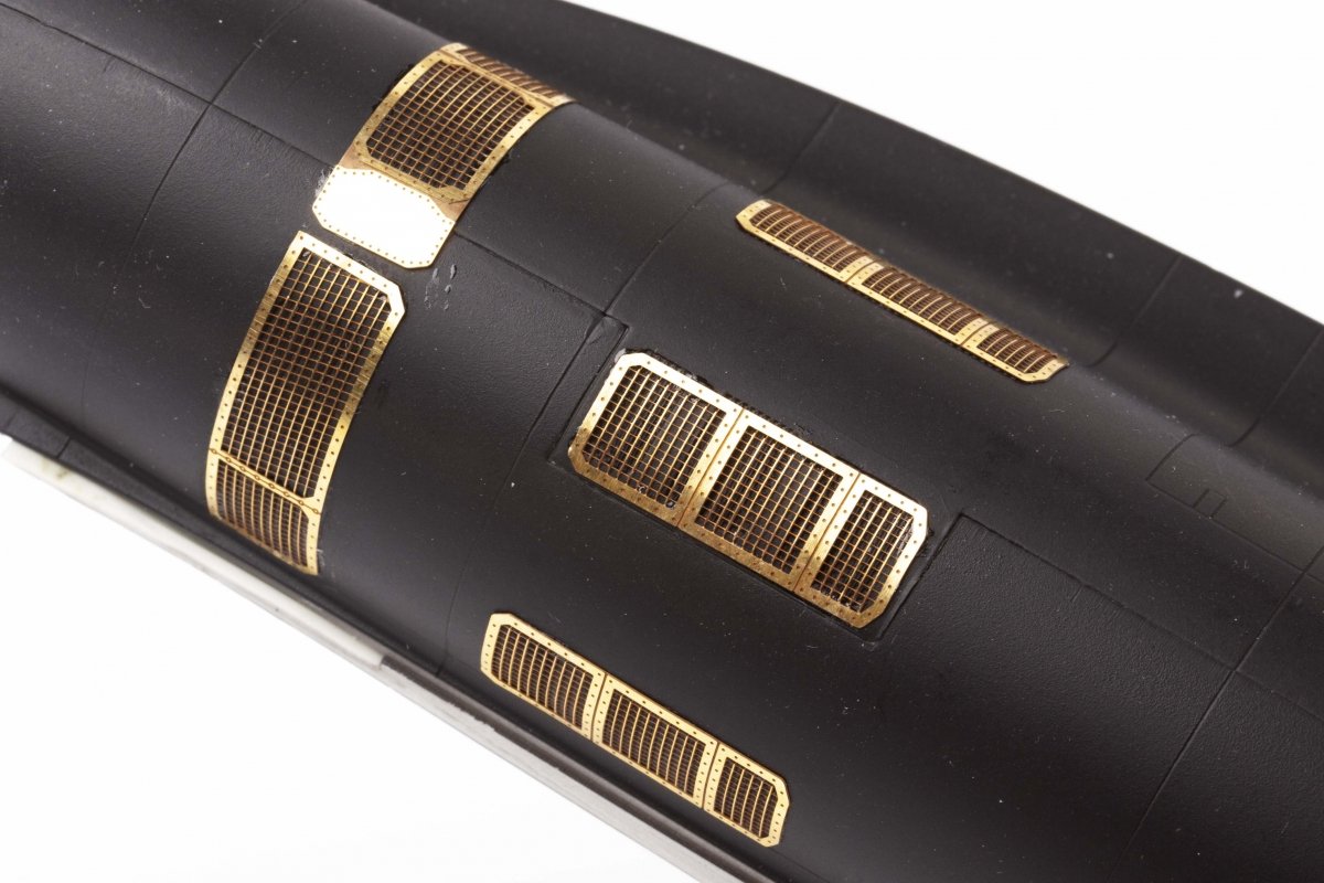 Eduard Eduard 481083 SR-71A grilles REVELL 1/48 – image 2