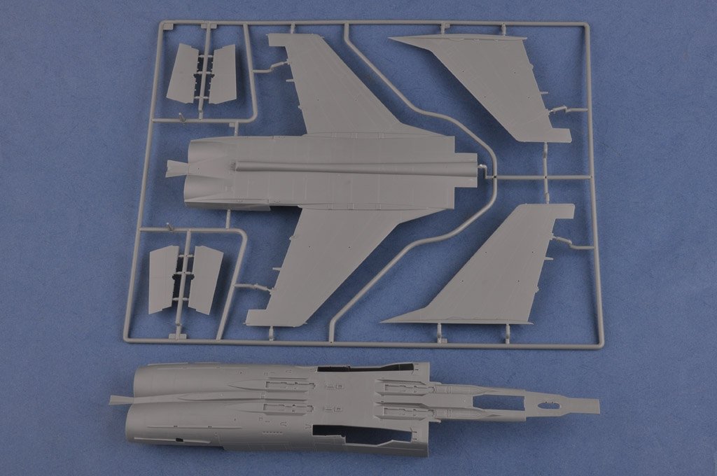 Hobby Boss 81754 Russian MiG-31B/BM Foxhound 1/48 – image 4
