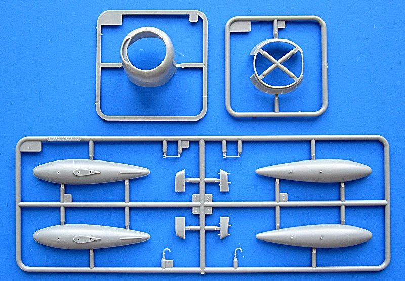 Hobby Boss 80386 F4U-4 Corsair Early Version 1/48 – zdjęcie 2