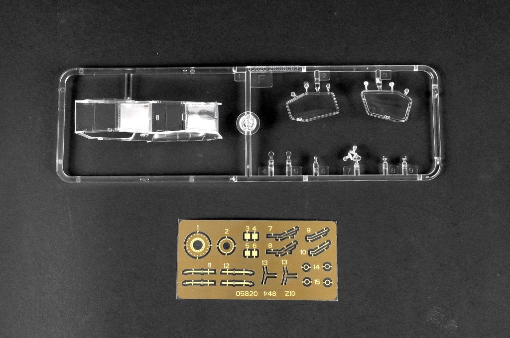 Trumpeter 05820 Chinese Z-10 Attack Helicopter 1/48 – image 13