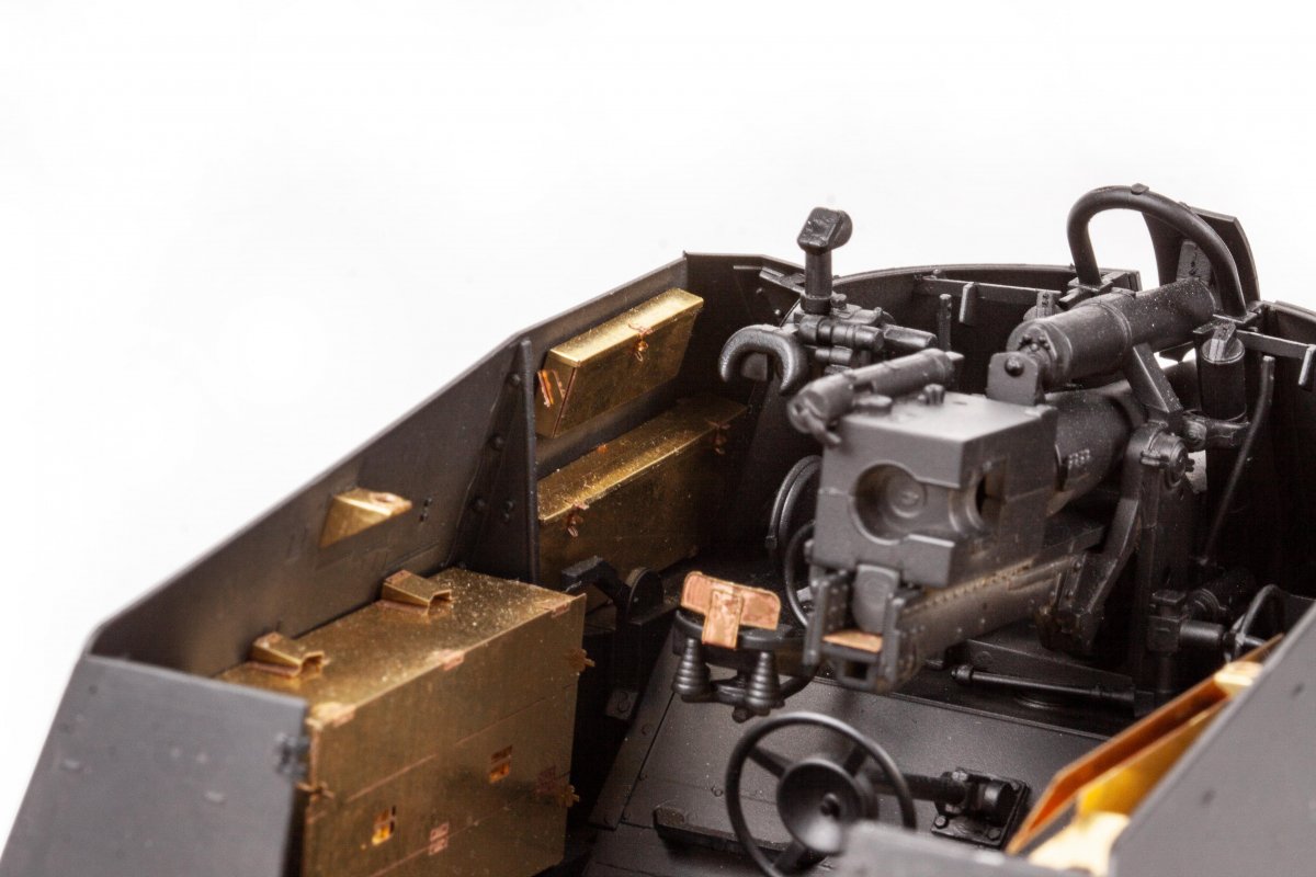Eduard 36506 Sd. Kfz. 164 Nashorn BORDER MODEL 1/35 – zdjęcie 9