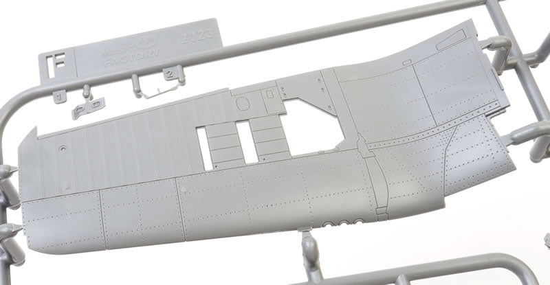 Magic Factory 5003 F4U-1A Corsair 1/48 – zdjęcie 5