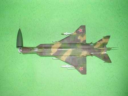 Trumpeter 02811 Sukhoi Su-15 TM Flagon-F 1/48 – zdjęcie 7