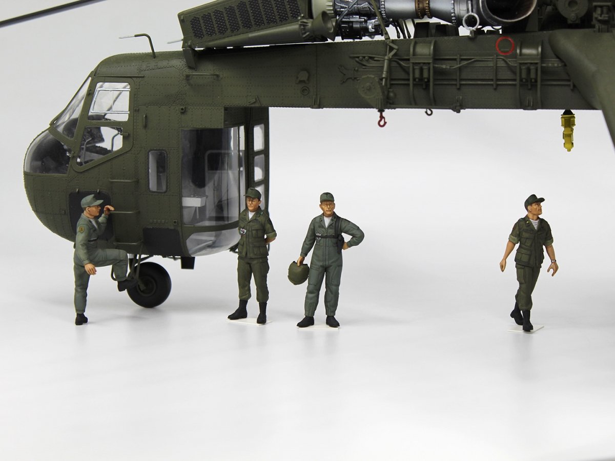 ICM 53101 US Helicopter Pilots (1960s-1970s) 1/35 – image 14