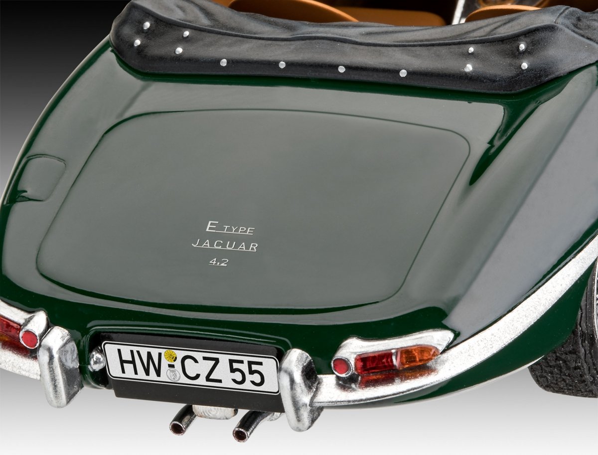 Revell 67687 Jaguar E-Type Roadster - Model Set 1/24 – image 2