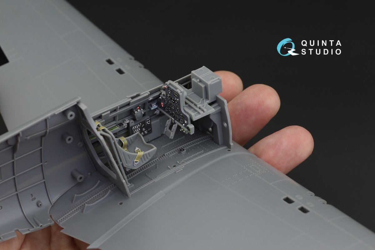 Quinta Studio QD32132 P-40B 3D-Printed &amp;amp; coloured Interior on decal paper (GWH) 1/32 – zdjęcie 9