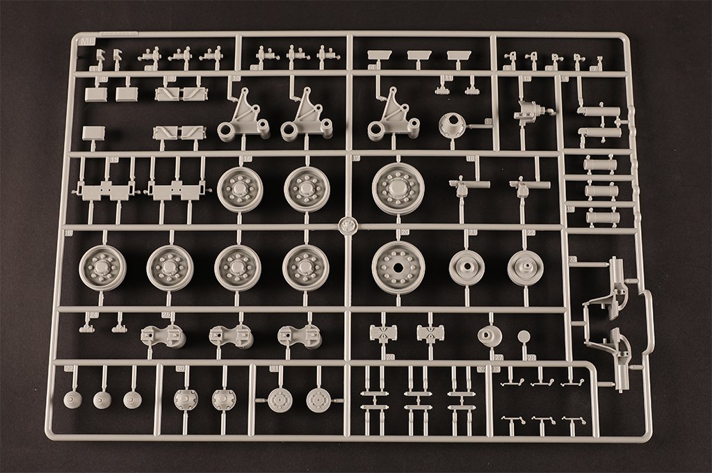 I Love Kit 61620 M4A3E8 Medium Tank - Late 1/16 – zdjęcie 10