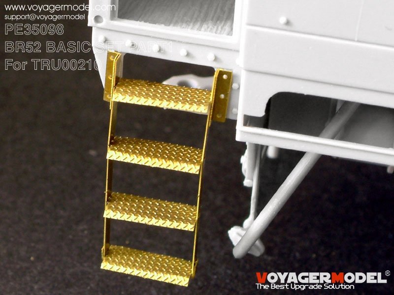 Voyager Model PE35098 BR52 part 1 1/35 – zdjęcie 4