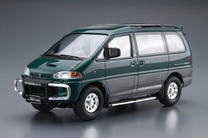 Aoshima 05667 Mitsubishi PE8W Delica Space Gear &amp;#39;96 1/24 – image 2