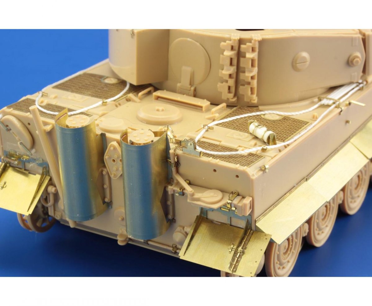 Eduard 36318 Tiger I late 1/35 Academy – image 3