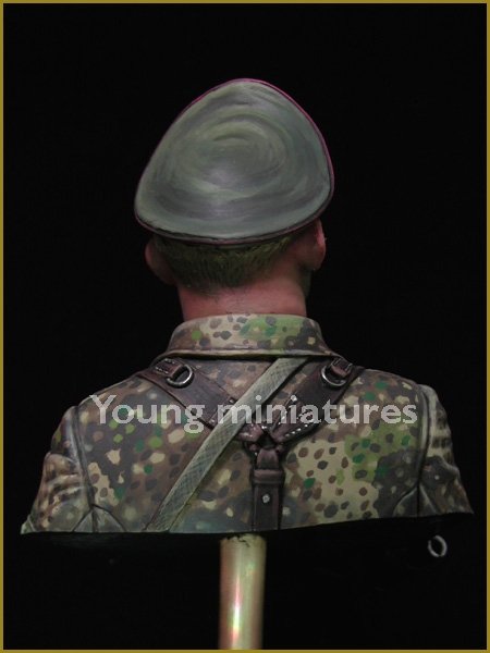 Young Miniatures YM1831 German Waffen SS Officer 1944 1/10 – zdjęcie 5