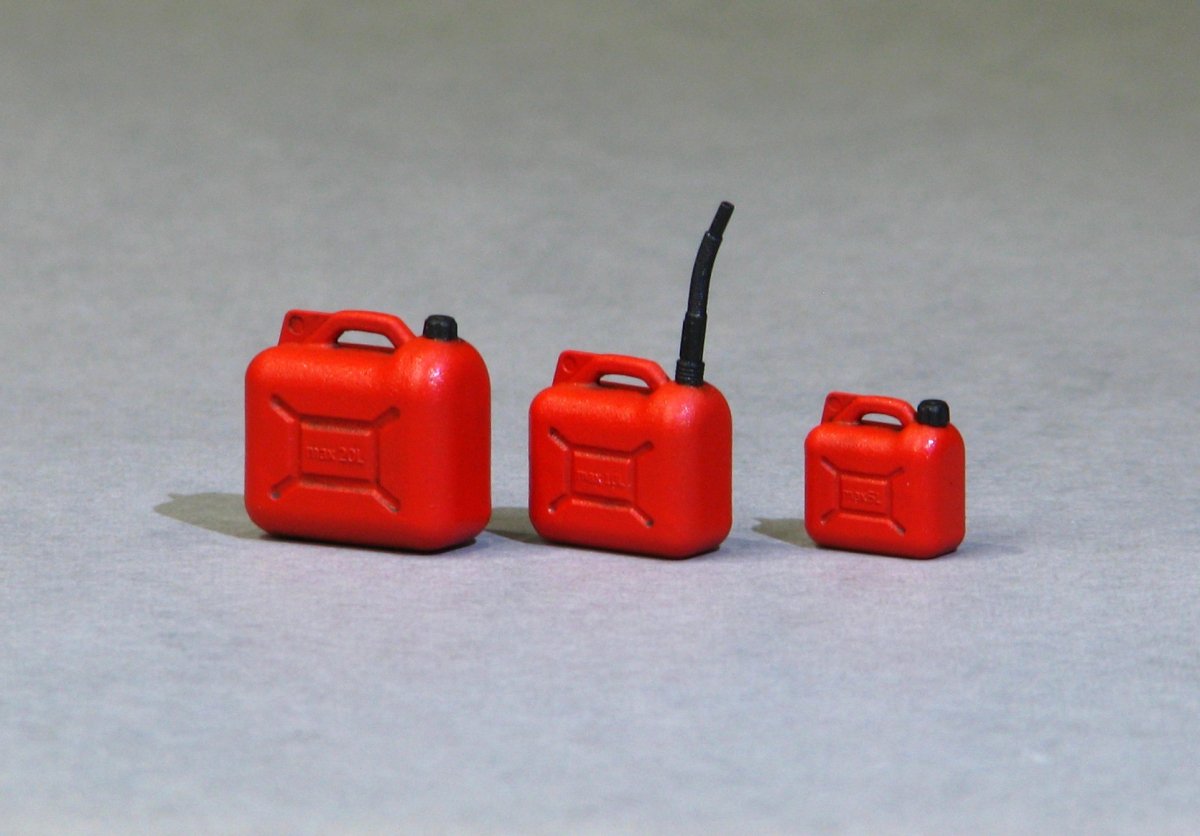 EUREKA XXL E-042 Plastic Jerry Can 5, 10 i 20 L 1/35 – zdjęcie 3