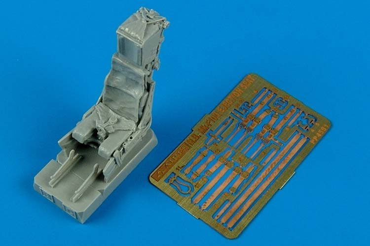 Aires 4581 M.B. Mk-10Q ejection seat (mirage 2000C) 1/48