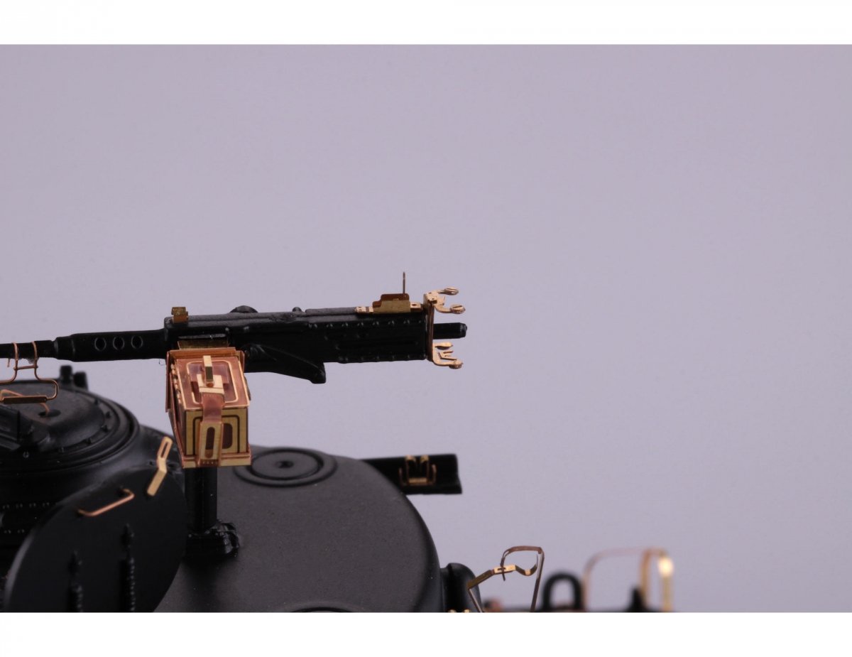 Eduard 36350 M4A3E8 ITALERI 1/35 – zdjęcie 12