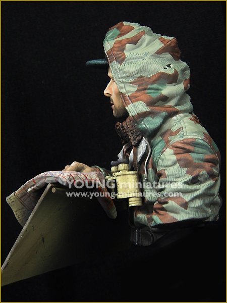 Young Miniatures YM1886 Kampfgruppe Officer Russia 1943 &amp;#39;Ostwind&amp;#39; 1/10 – image 4