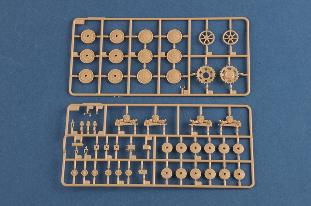 Hobby Boss 80151 German Type III/IV Hybrid Chassis Tank Small Turret 1/35 – zdjęcie 9