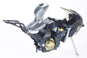 Tamiya 14084 Kawasaki Ninja ZX-12R 1/12 – image 7