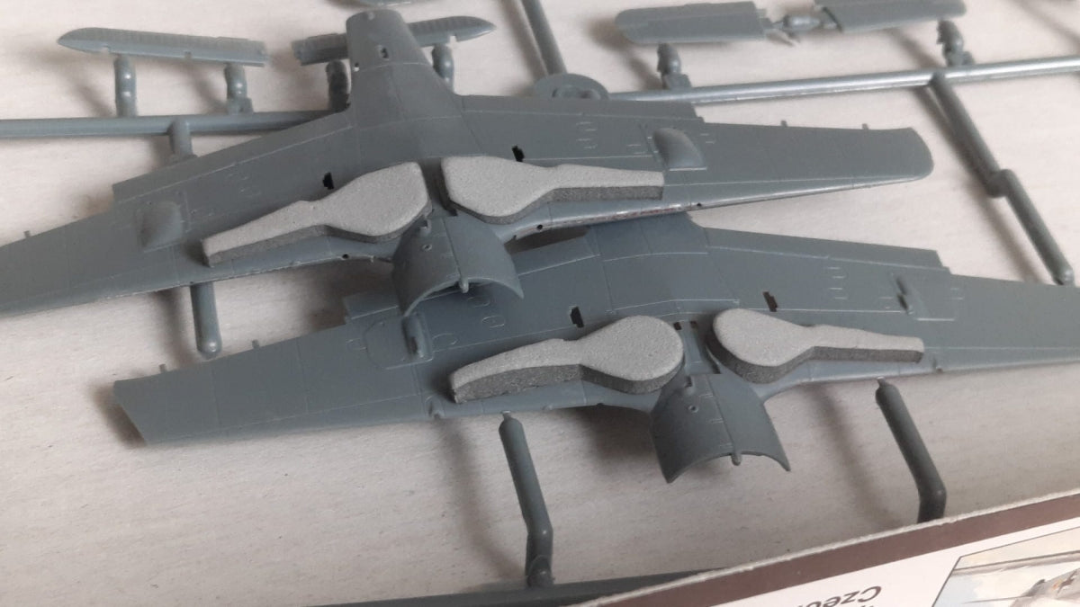Omask 77201 Fw 190 A-5 + A-8/F wheel bay plugs (for Eduard) 1/72 – zdjęcie 2
