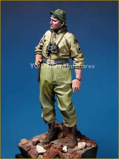 Young Miniatures YM9002 US TANK CREW WWII 90mm – image 5