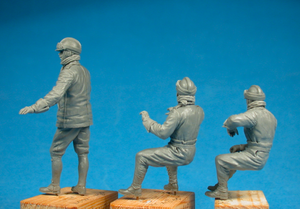 Copper State Models F32-008 Gotha Bomber German Crew WWI Figures 1/32 – image 2