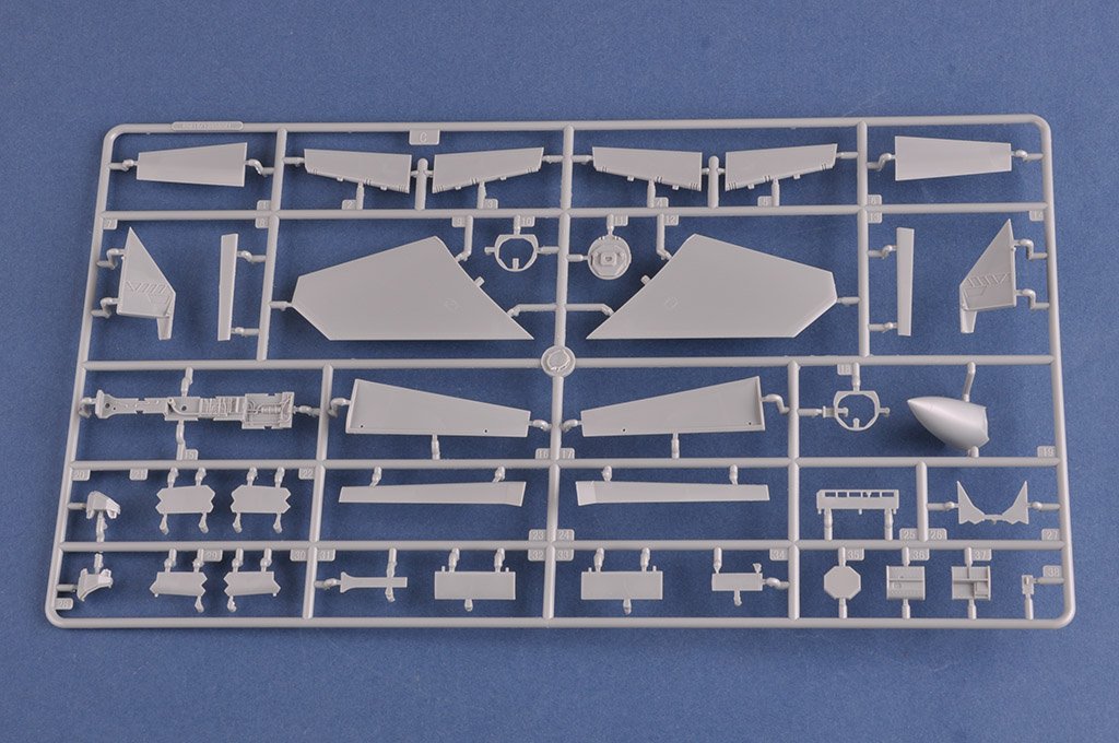 Hobby Boss 85813 F/A-18F Super Hornet 1/48 – zdjęcie 10
