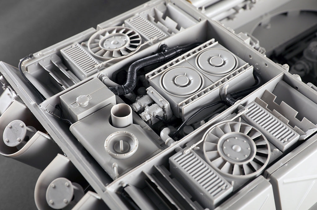 Trumpeter 00948 German Tiger II Heavy Tank - Porsche Turret Early Production 1/16 – zdjęcie 9