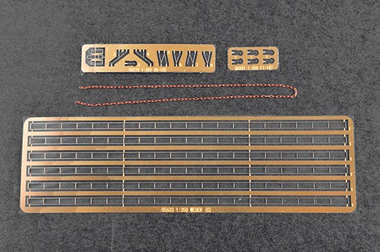Trumpeter 05633 Aircraft Carrier Weser 1/350 – image 15