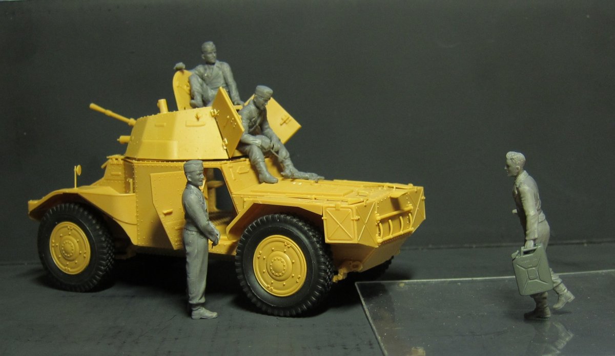 ICM 35382 P 204 (f) with German Armoured Vehicle Crew 1/35 – Bild 8