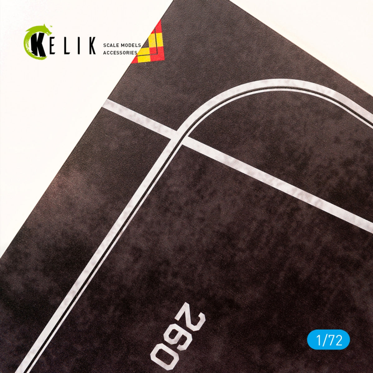 KELIK KS72015 HMS VICTORIUOS PLATEFORME ÉLÉVATRICE AVANT ANNÉES 1960 - ACRYLIQUE 3 MM (280 X 180 MM) 1/72 – image 3