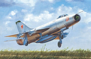 Trumpeter 02896 Soviet Su-9 Fishpot 1/48