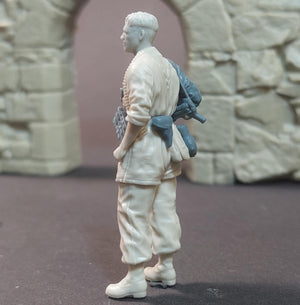 Panzer Art FI35-248 German fallschirmjager MG34 ammo carrier 1/35 – image 2
