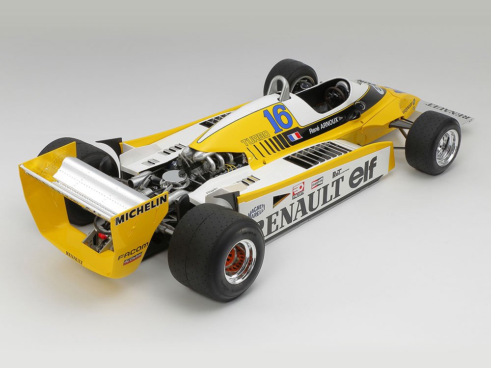 Tamiya 12033 Renault RE-20 Turbo (avec pièces photo-découpées) 1/12 – image 4
