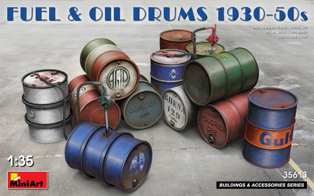 MiniArt 35613 Fuel &amp;amp; Oil Drums 1930-50s 1/35