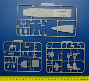Aoshima 00817 Fuyuzuki 1/700 – image 8