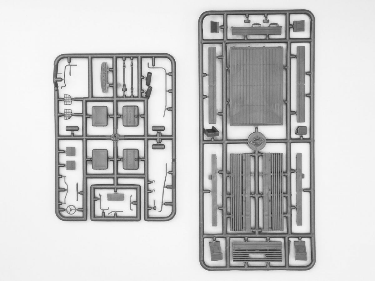 ICM 72821 ZіL-131 AFU with DShKM 1/72 – zdjęcie 4