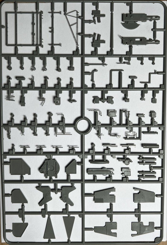 Thunder Model 35209 Morris Bofors C9/B Late The Iconic British WWII Gun Truck 1/35 – zdjęcie 10